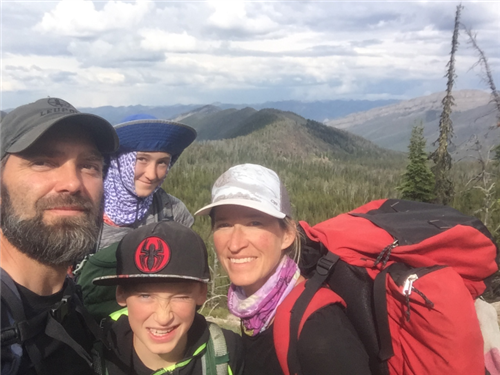 Phot of Mr Stone and family 